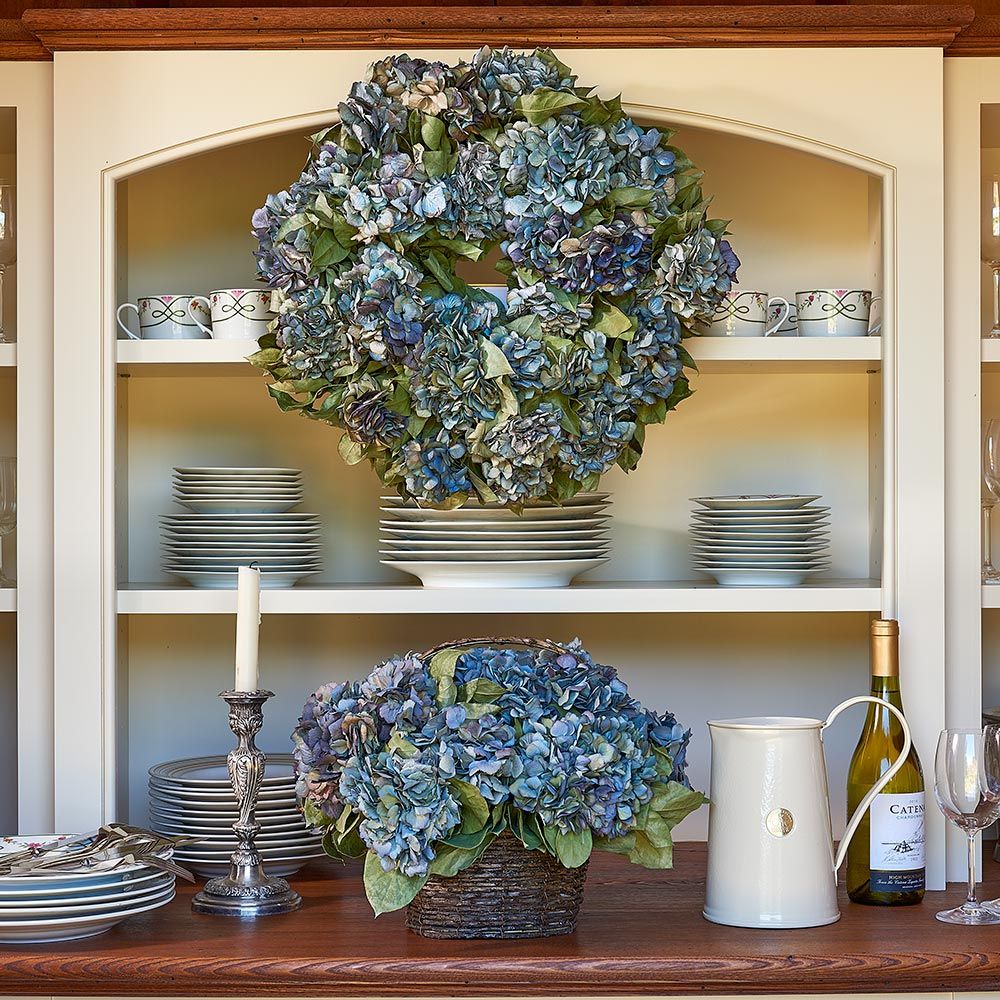 Monterey Hydrangea Wreath